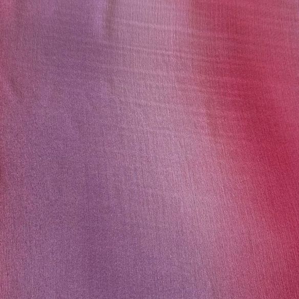 MUSSELINE TOQUE DE SEDA TEXTURIZADA DEGRADÊ RED PURPLE. 