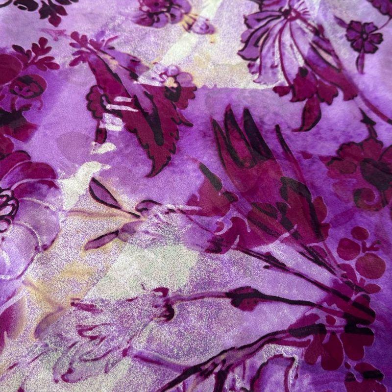 Tecido Musseline De Seda Estampada Violet Dark • Conexão Tecidos