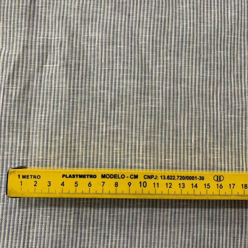 TECIDO LINHO PURO LISTRAS AZUL DELAVÊ. 