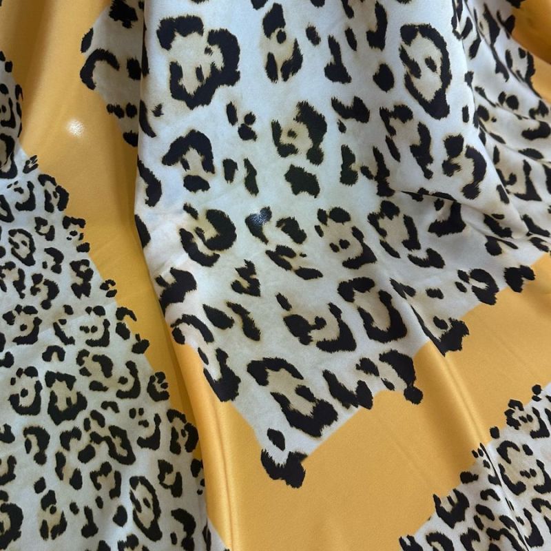 Tecido Lenço Em Crepe De Chine Seda Pura 1,40 x 1,70 • Conexão Tecidos