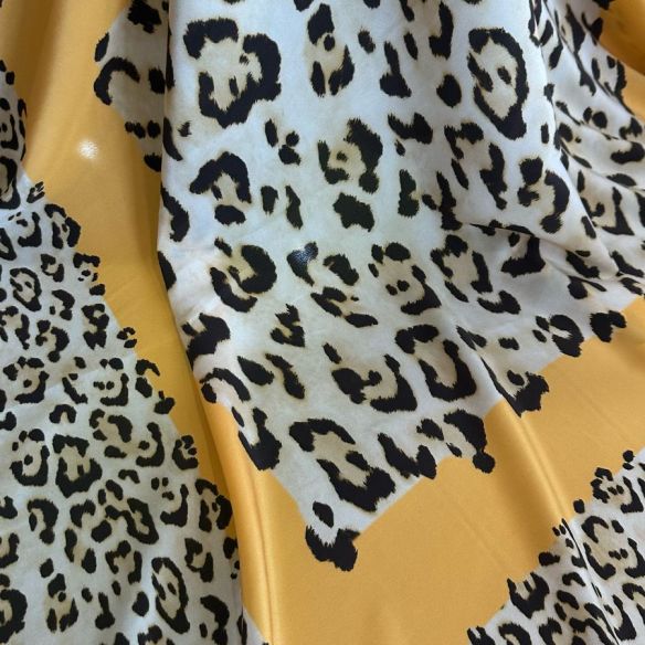 Tecido Lenço Em Crepe De Chine Exclusivo 1,40 por 1,70 • Conexão