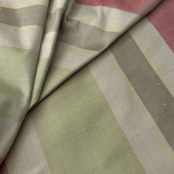 SHANTUNG DE SEDA PURA LISTRADO EXCLUSIVO. 