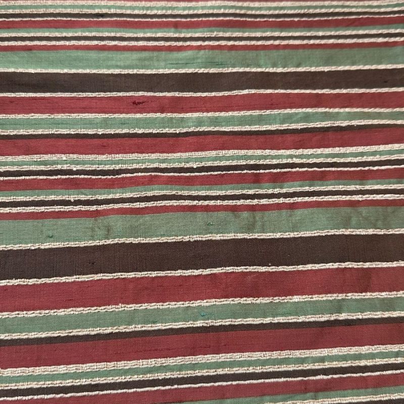 SHANTUNG DE SEDA PURA LISTRADO EXCLUSIVO I • Conexão Tecidos