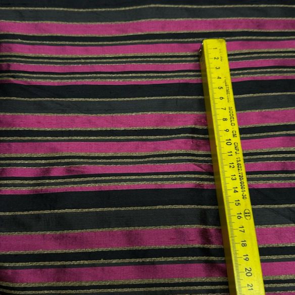 SHANTUNG DE SEDA PURA LISTRADO EXCLUSIVO II • Conexão Tecidos