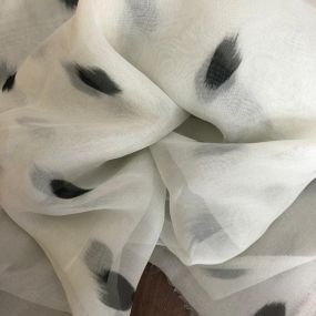 Tecido Palha De Seda Estampada P&B • Conexão Tecidos