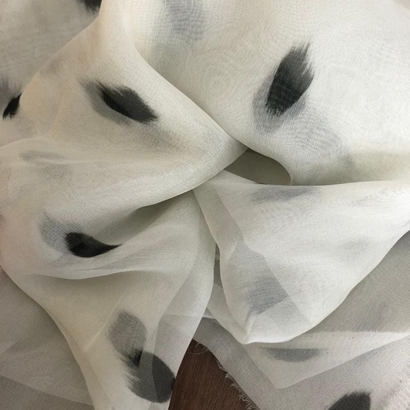 Tecido Palha De Seda Estampada P&B • Conexão Tecidos