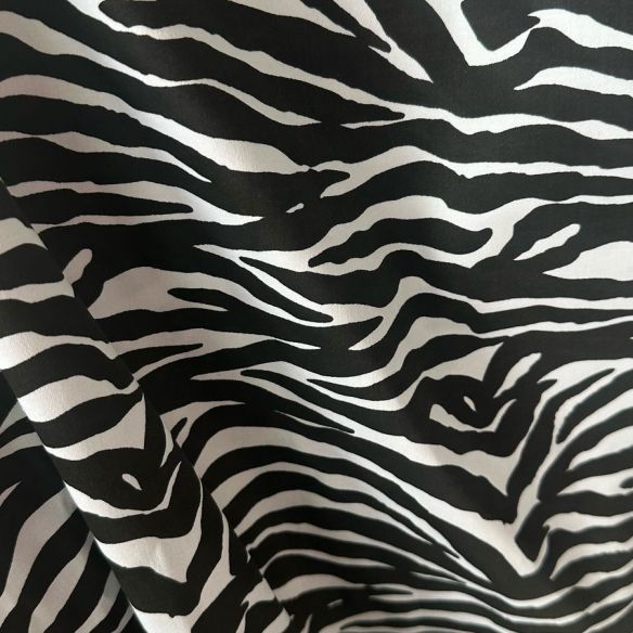 Sarja acetinada animal print II