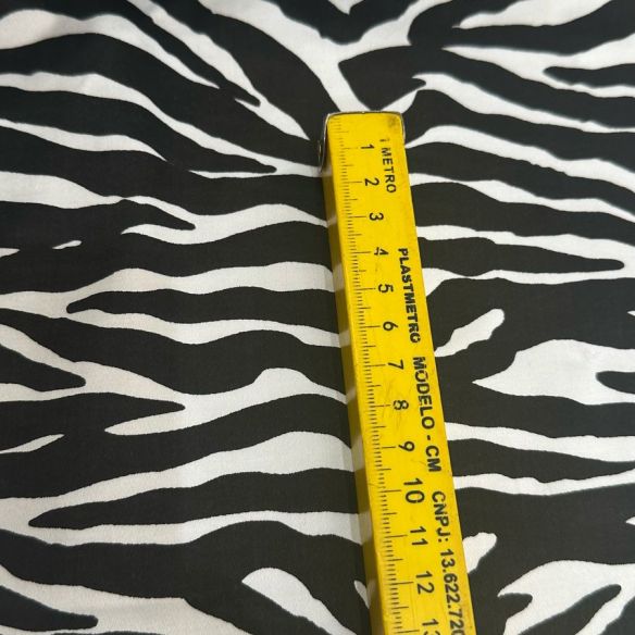 Tecido Sarja Acetinada Animal Print Ii • Conexão Tecidos