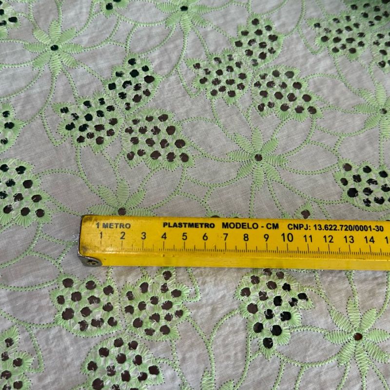 LESE DE ALGODÃO GREEN EMBROIDERY • Conexão Tecidos