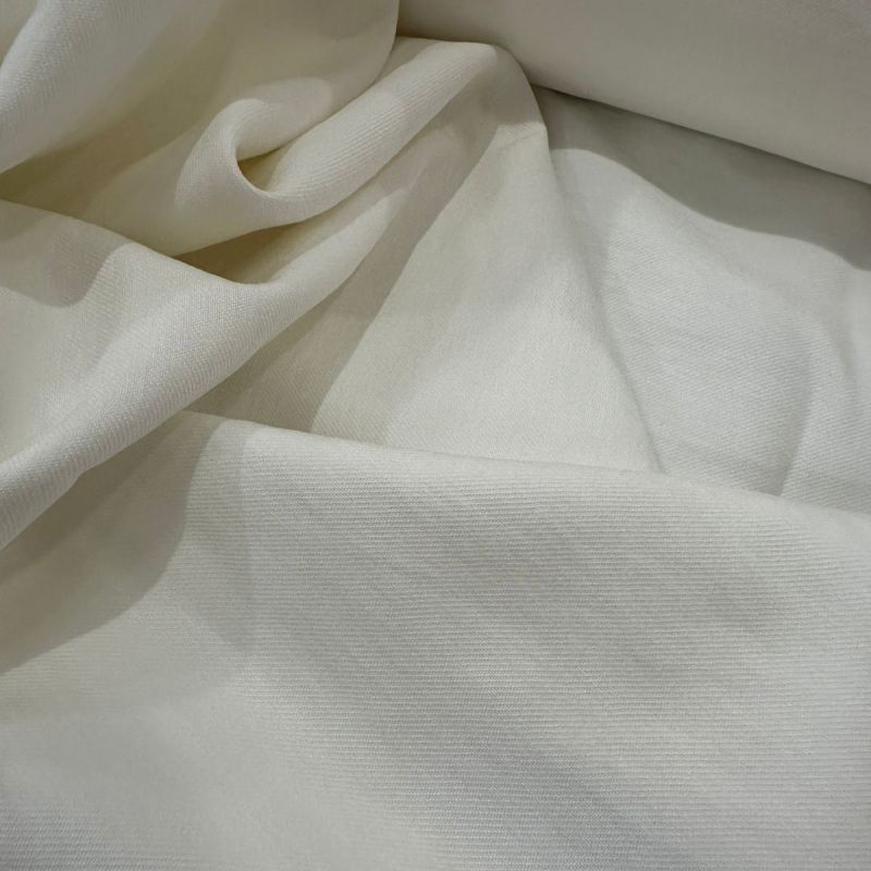 Alfaiataria Liocel Marrant Premium off white.