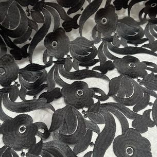 ORGANZA BORDADA PRETA