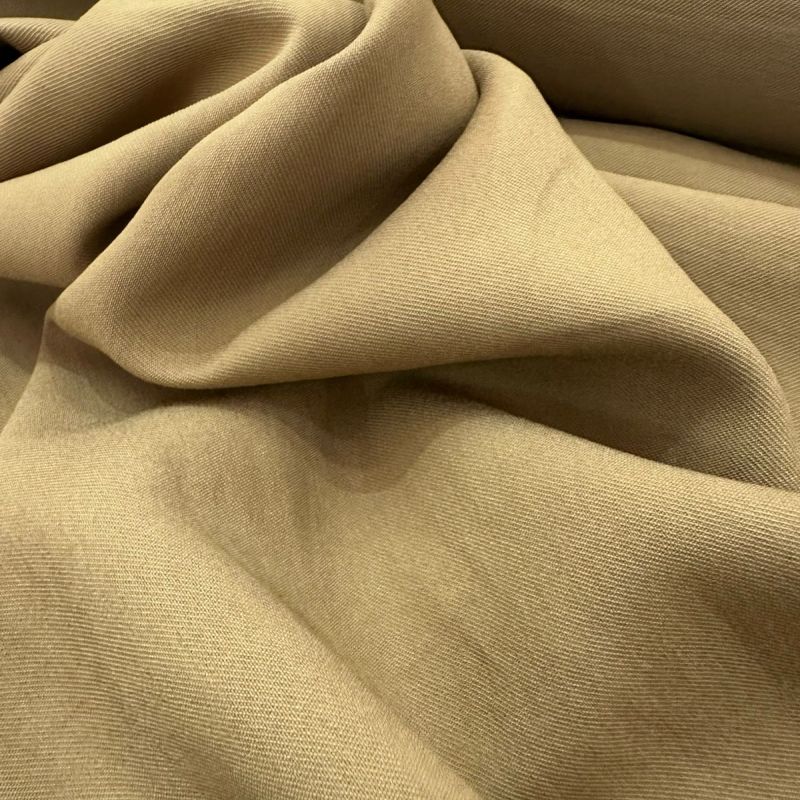 Alfaiataria Liocel Marrant Premium Caqui Dourado.