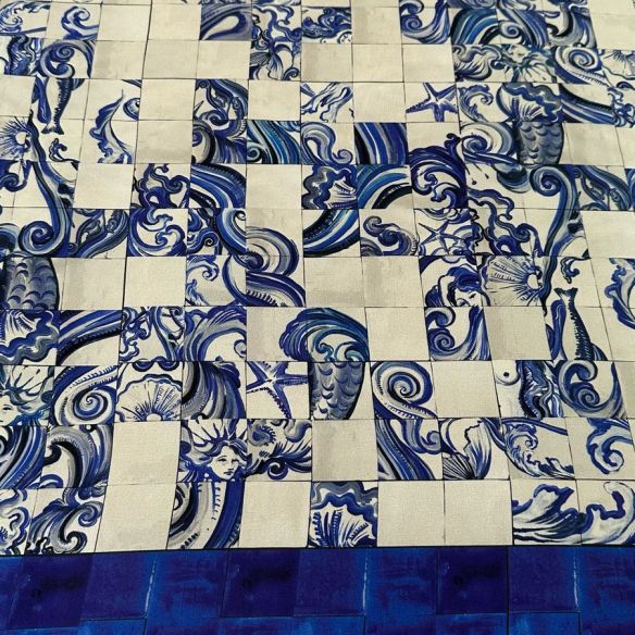 Tecido Crepe de Chine Barrado Blue 2.8 mt • Conexão Tecidos