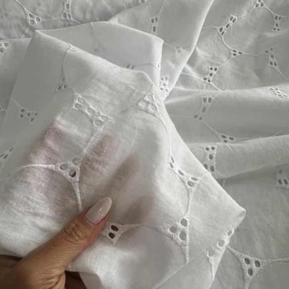 LESE DE ALGODÃO BRANCA CORAÇÕES