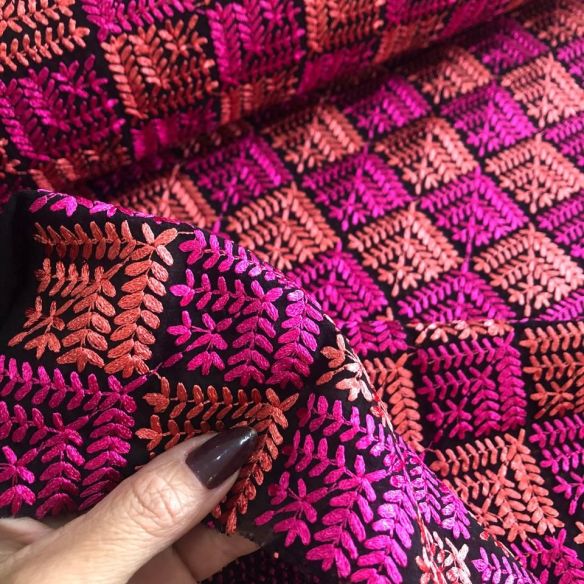 Tecido Musseline Bordada Colors • Conexão Tecidos