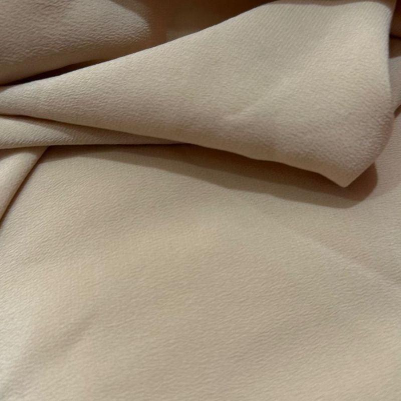 TECIDO CREPE DE CHINE AREIA.