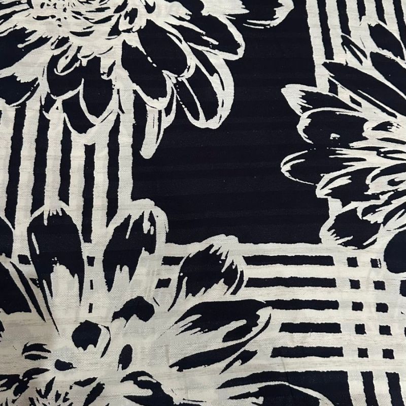 Tecido Viscose Estampada Maquinetada Retrô • Conexão Tecidos