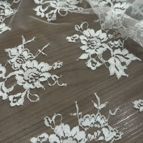 Tecido Renda Chantilly Off White II • Conexão Tecidos
