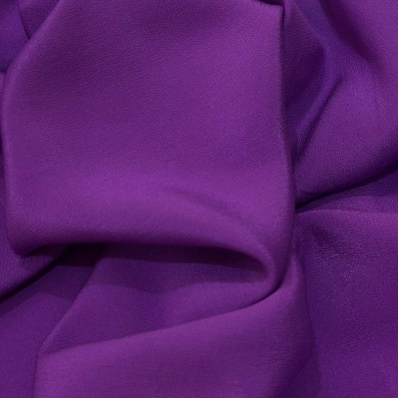 Tecido Crepe de Chine Liso Púrpura • Conexão Tecidos