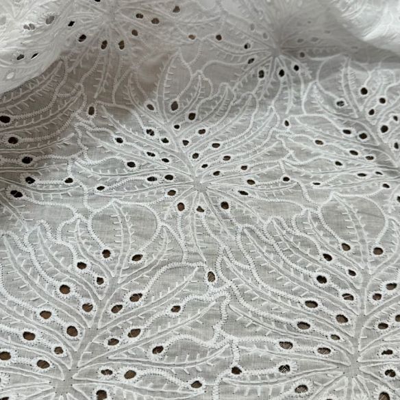 Tecido Lese De Algodão Branca Anglaise • Conexão Tecidos