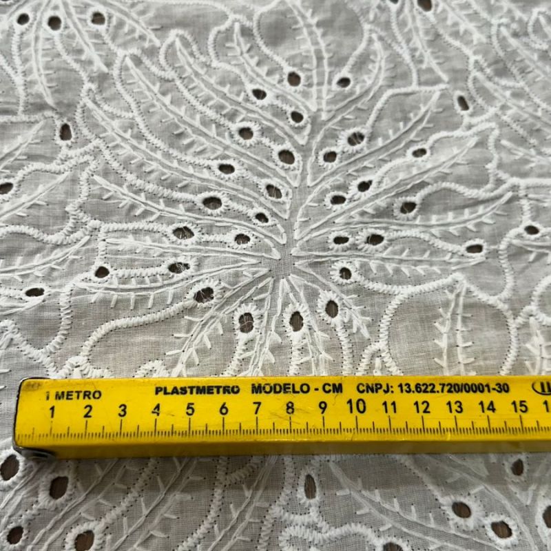 LESE DE ALGODÃO BRANCA ANGLAISE • Conexão Tecidos