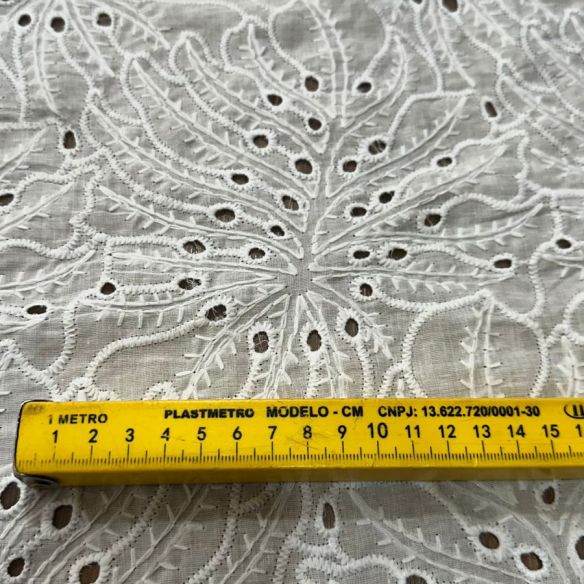 Tecido Lese De Algodão Branca Anglaise • Conexão Tecidos