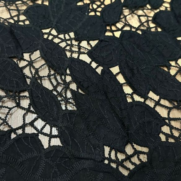 Renda Richelieu Lux Noir • Conexão Tecidos