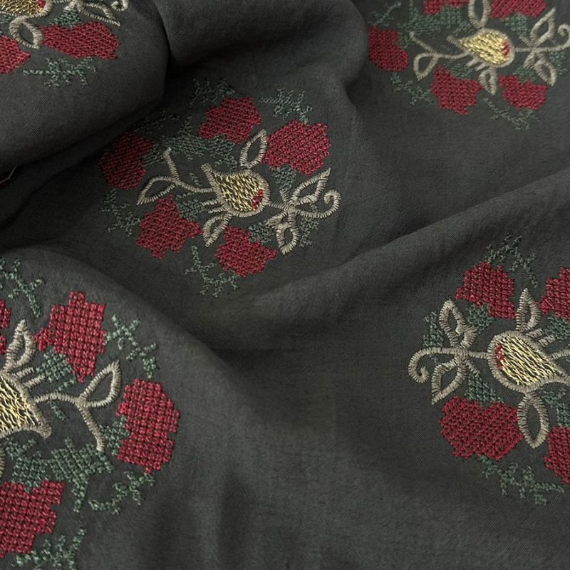 Tecido Alfaiataria Liocel Marrant Bordada Cinza • Conexão Tecidos