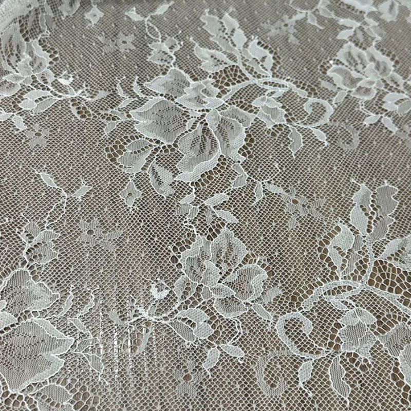 Tecido Renda Chantilly Off White • Conexão Tecidos