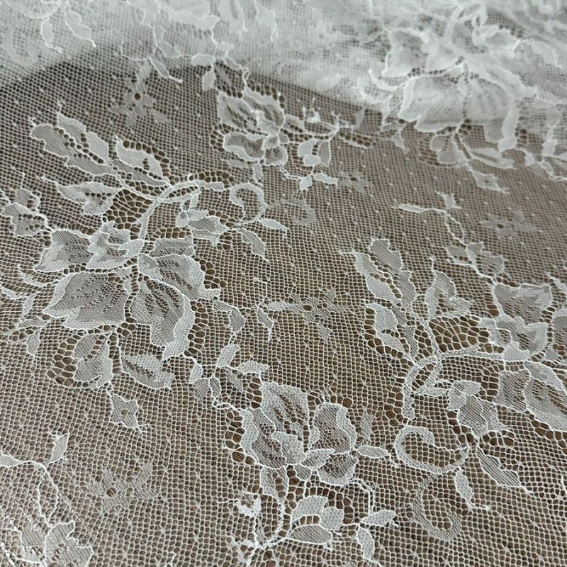 Tecido Renda Chantilly Off White • Conexão Tecidos