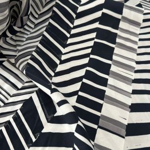 TRICREPE ESTAMPADO CHEVRON II • Conexão Tecidos