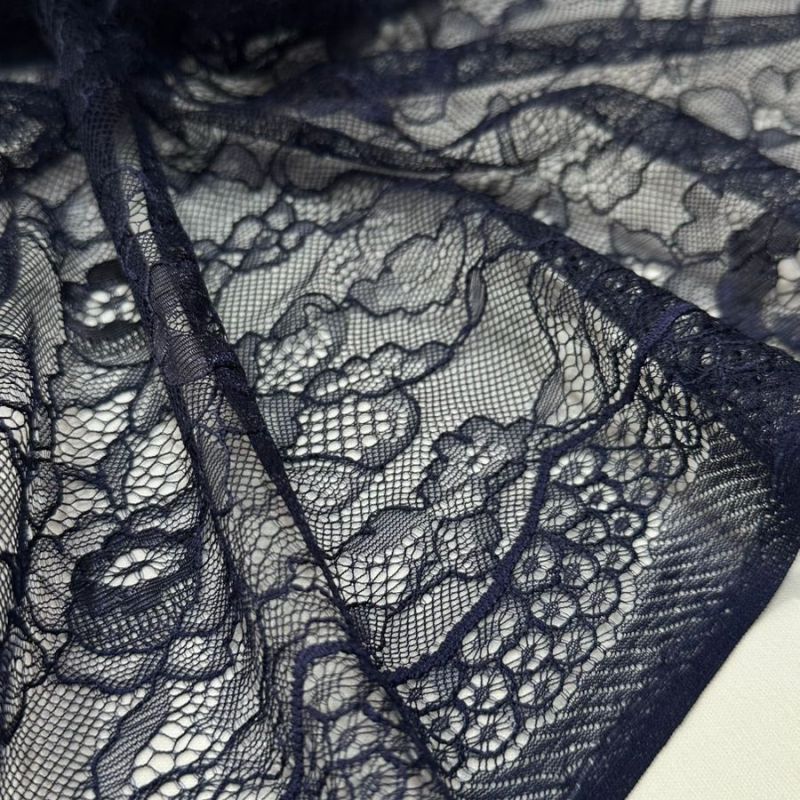 Tecido Renda chantilly Azul Marinho • Conexão Tecidos