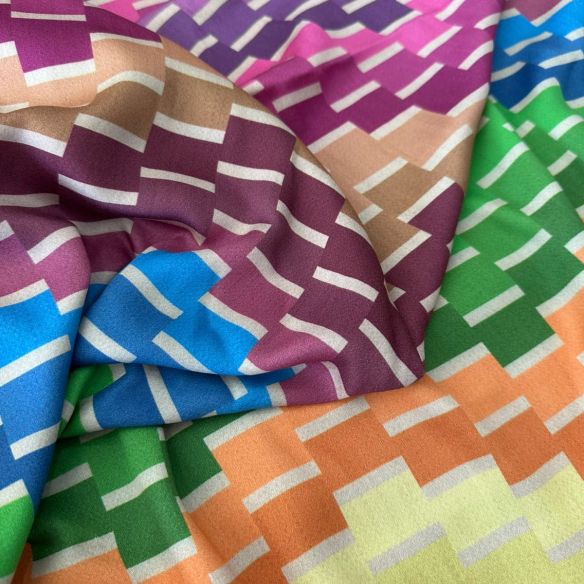 Tecido Viscose Estampada Acetinada Patchwork • Conexão Tecidos