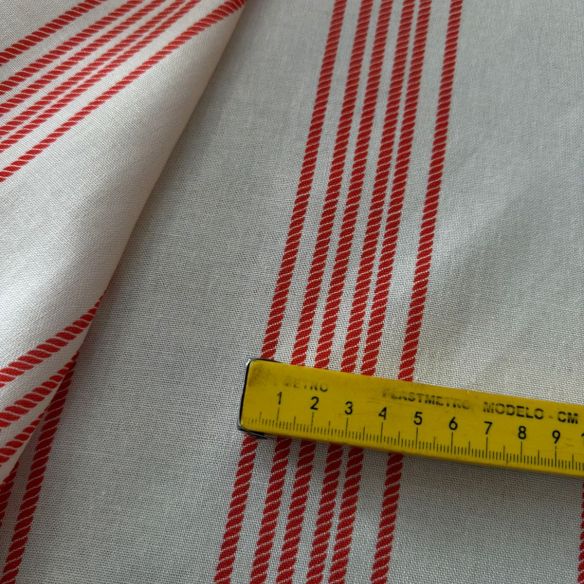Tecido Linho Misto Listras Red • Conexão Tecidos