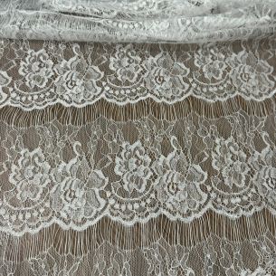 Tecido Renda Chantilly Branca.  2