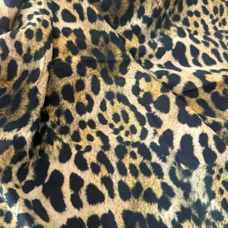 Tecido Crepe de Chine Estampado Animal Print V • Conexão Tecidos