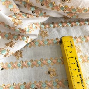 Tecido Viscolinho Bordado Indiano Bali Verde • Conexão Tecidos