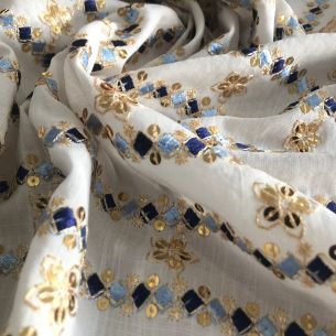 VISCOLINHO BORDADO INDIANO BALI AZUL MARINHO • Conexão Tecidos 2