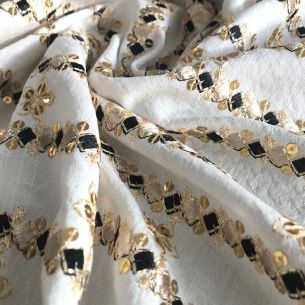 VISCOLINHO BORDADO INDIANO BALI PRETO • Conexão Tecidos 2