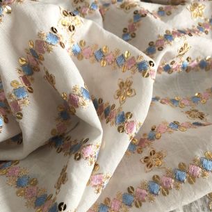 VISCOLINHO BORDADO INDIANO BALI AZUL E ROSA • Conexão Tecidos