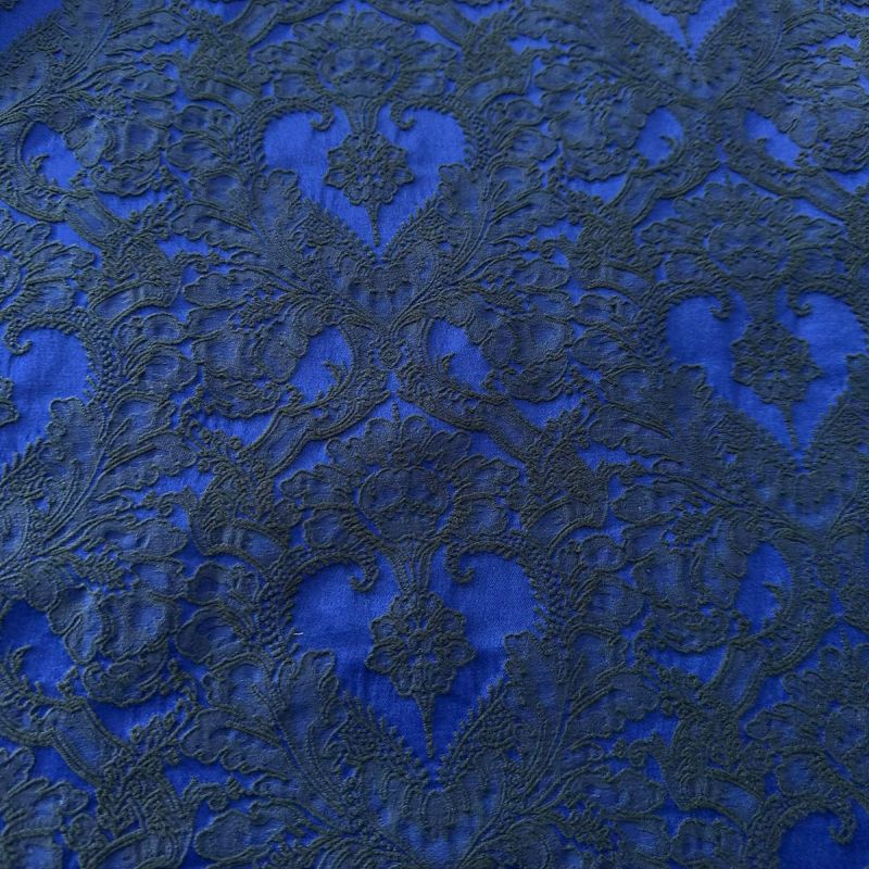 Tecido Jacquard Floral Dupla Face Relevo Royal e Preto • Conexão