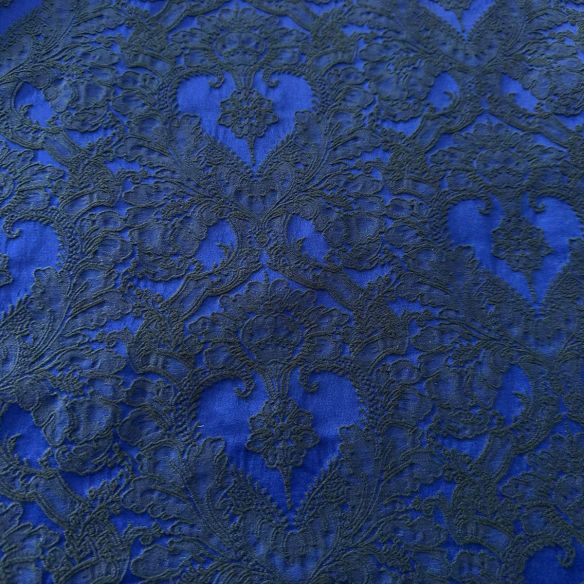 Tecido Jacquard Floral Dupla Face Relevo Royal e Preto • Conexão
