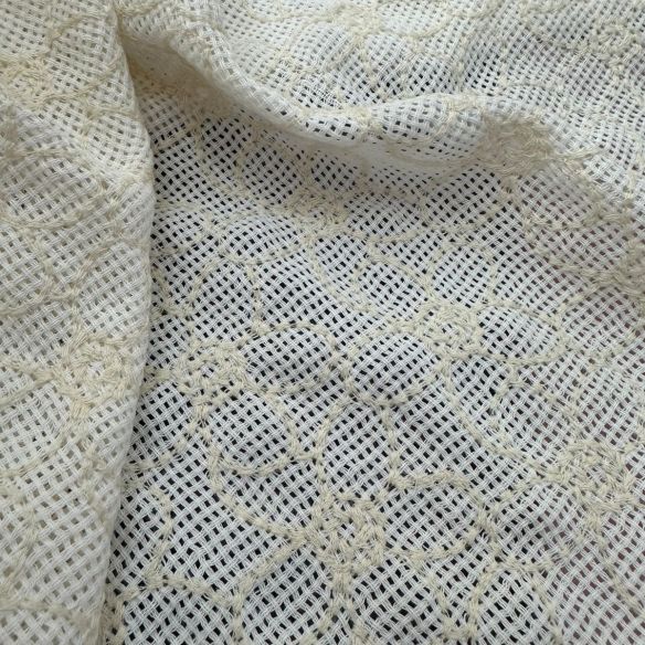 Tecido Tela Bordada Natural Off White • Conexão Tecidos