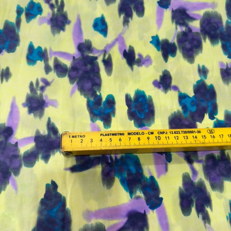 Tecido Crepe de Chine Estampado Jardim Monet Tropical • Conexão