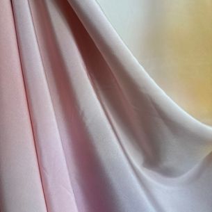 Tecido Crepe de Chine Estampado Nuage de Pétale • Conexão Tecidos