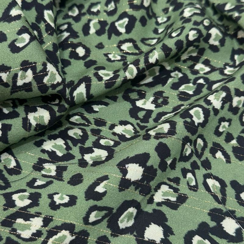 Tecido Viscose Estampada Verde Selvagem Foil • Conexão Tecidos