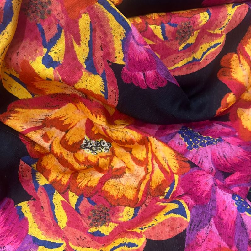 Tecido Viscose Maquinetada Estampada Brasa Floral • Conexão Tecidos