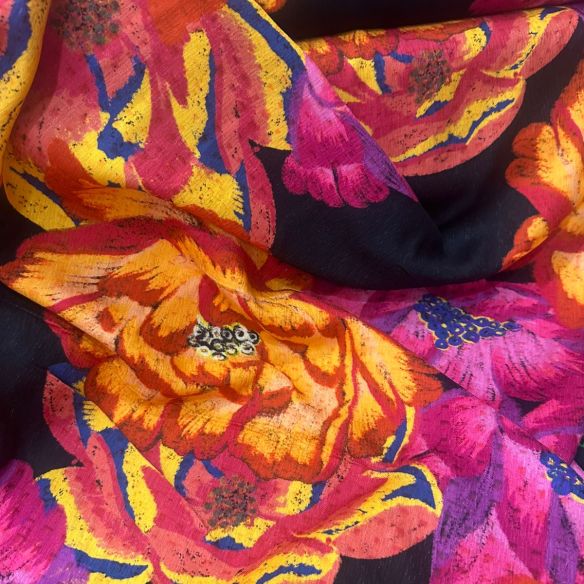 Tecido Viscose Maquinetada Estampada Brasa Floral • Conexão Tecidos