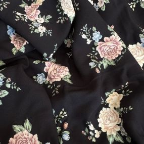 Tecido Viscose Estampada Floral Romance Vintage • Conexão Tecidos