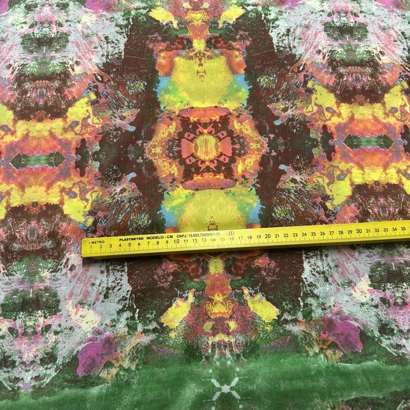 Tecido Palha De Seda Estampada Caleidoscópio Amazônico • Conexão